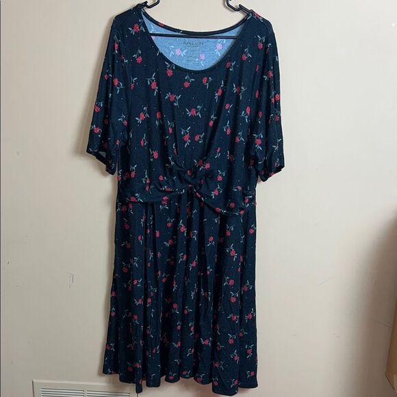 Torrid Women’s Size 3 Cherry Black Mini Hacci Wrap Front Skater Dress EUC - Picture 2 of 9